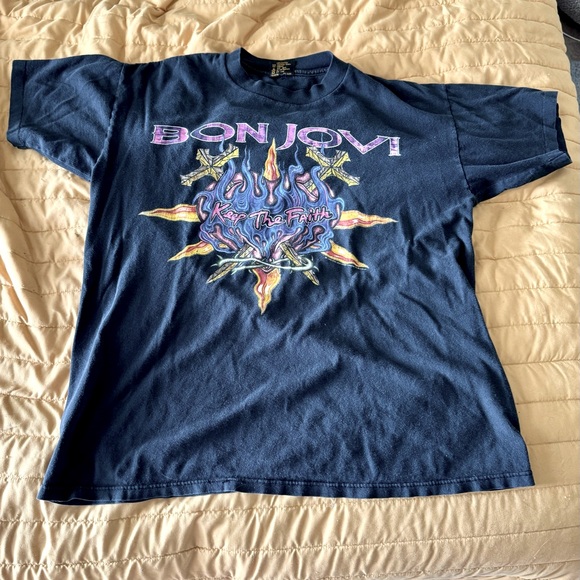 1993 Bon Jovi shirt Keep The Faith Tour mens/unisex size L concert tee - Picture 1 of 3